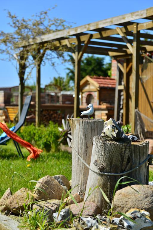Ferienwohnung Milow Polchow Bagian luar foto